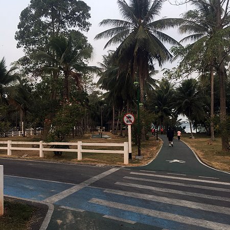 Ko Lamphu Public Park
