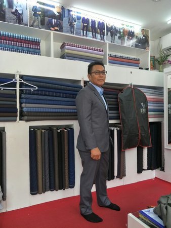 R S Collection Custom Tailor