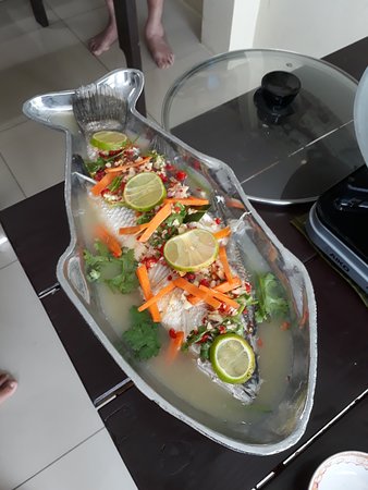 Let's Cook Thai Cooking School