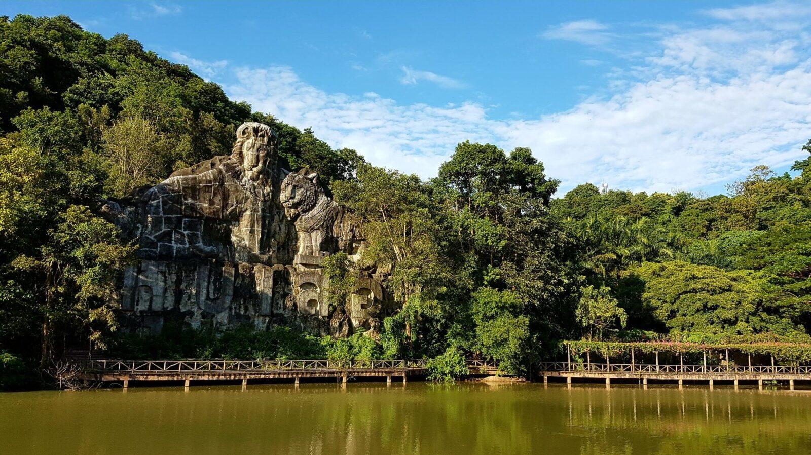 Khao Kheow Open Zoo