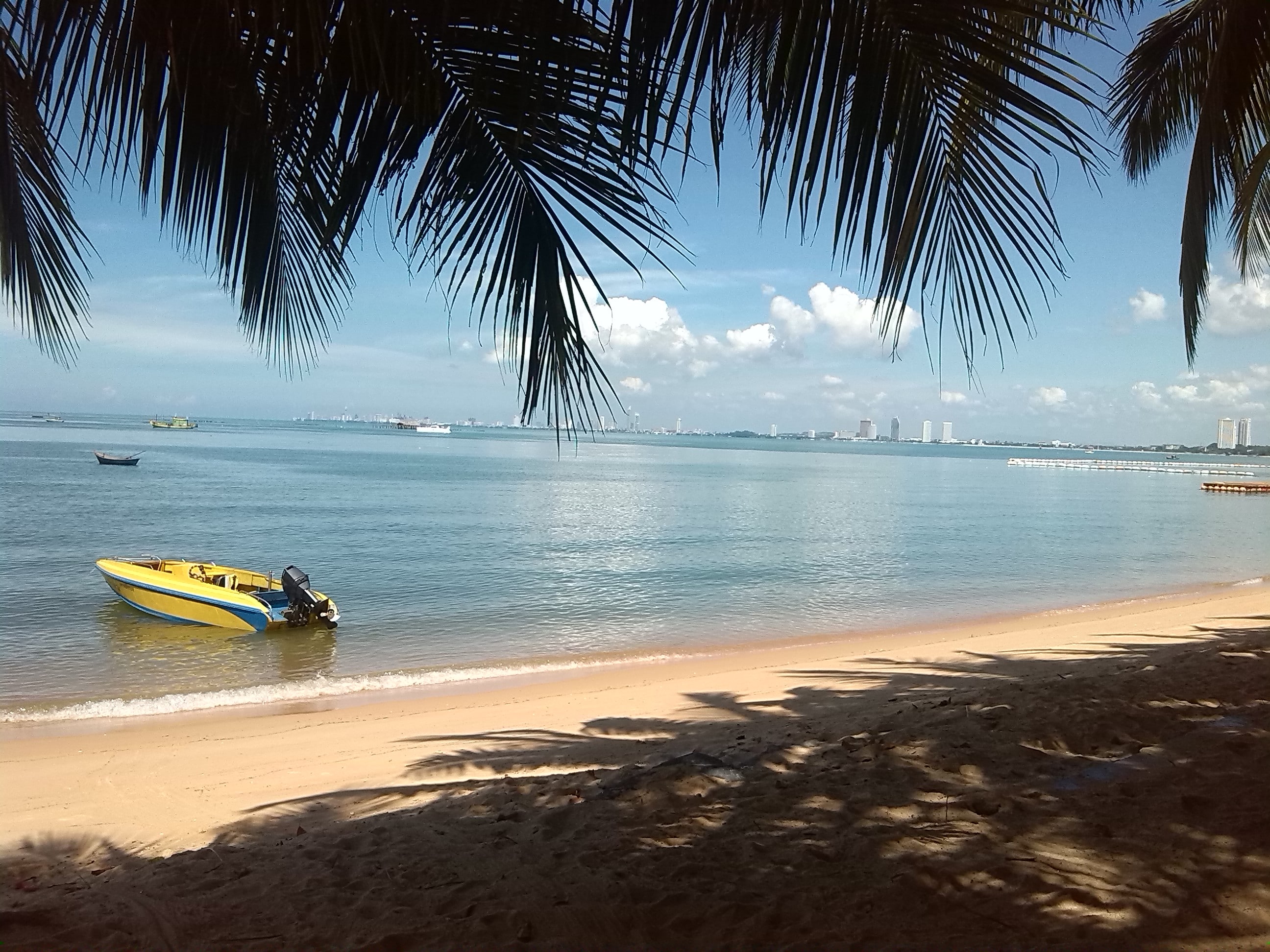 Bang Saray Beach
