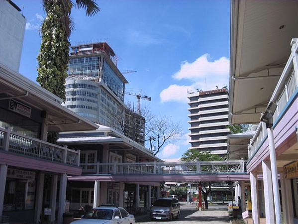 Raintree Mall