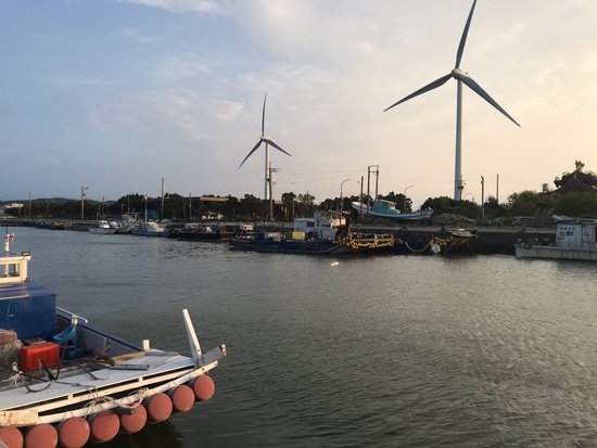 Hai Shan Harbor