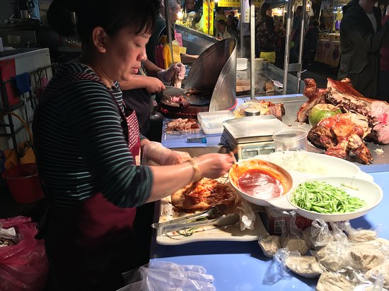 Ren'ai Road Night Market
