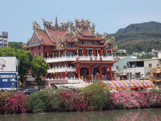 Gushan Ci'ren Gong