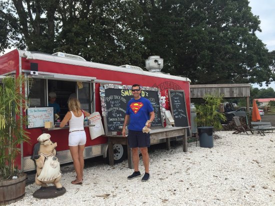 Dawn's Country Market