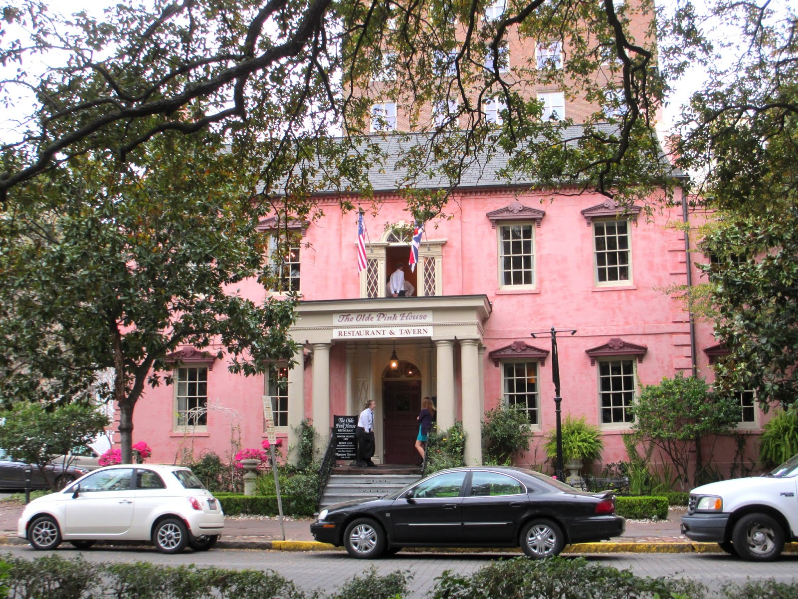 Olde Pink House