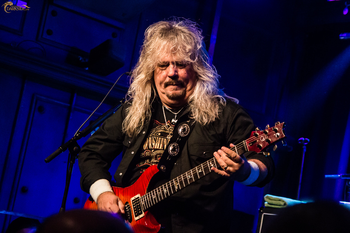 MollyS Hatchet