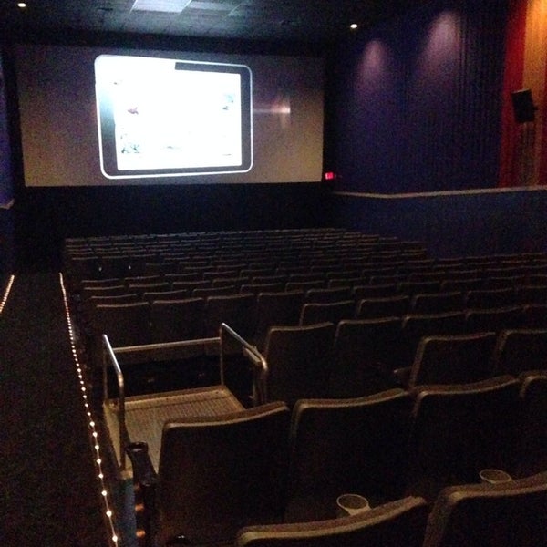 Regal Cinemas East Greenbush 8