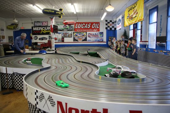 Slot Car Raceway