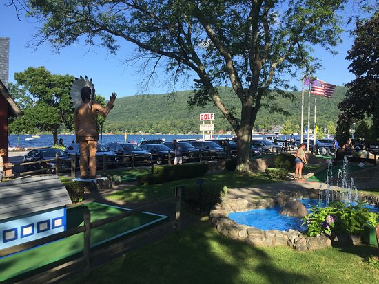 Around the World Miniature Golf