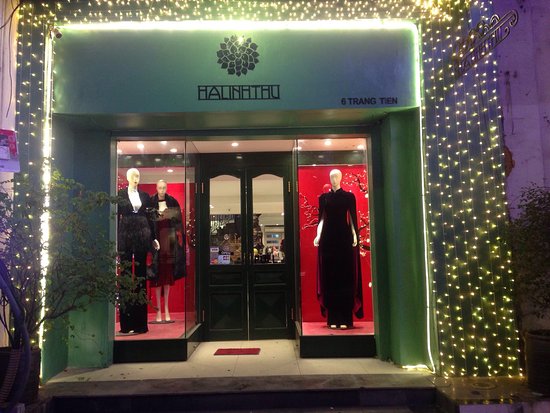Ha Linh Thu - House of Silk