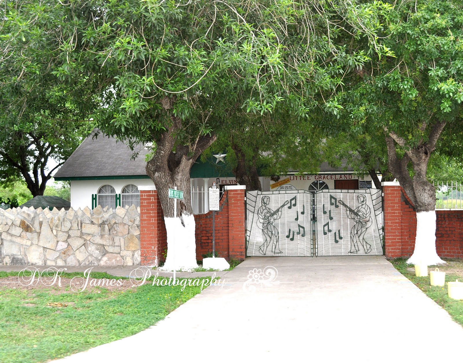 Little Graceland