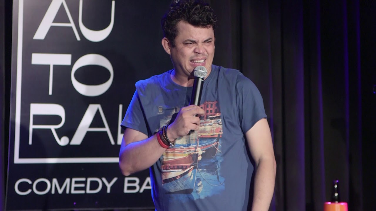 Autoral Comedy Bar