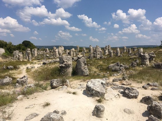 Pobiti Kamani