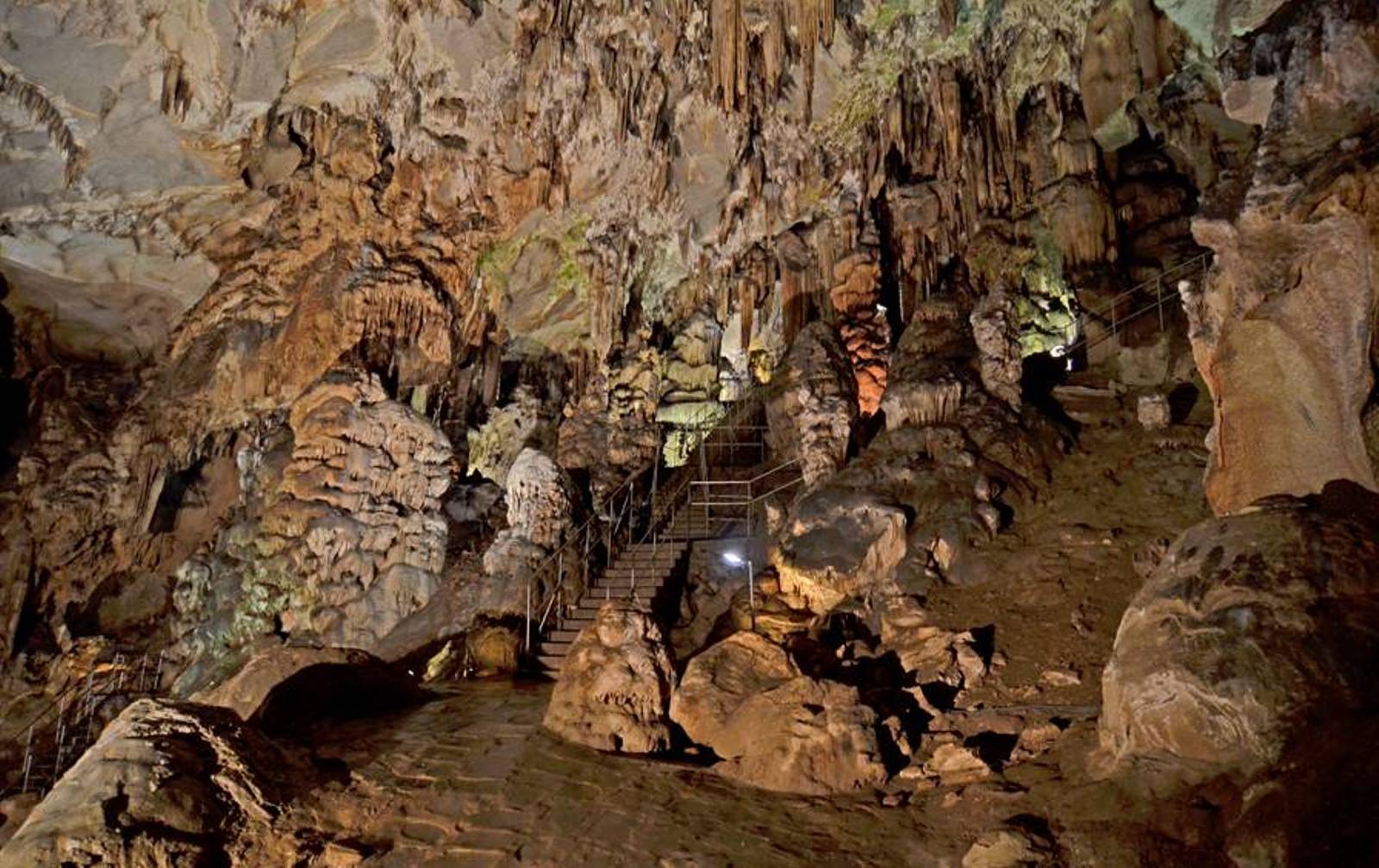 Ledenika Cave