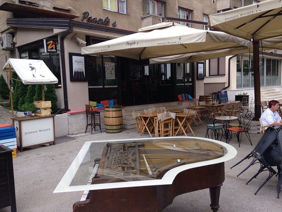 People's Cafe
