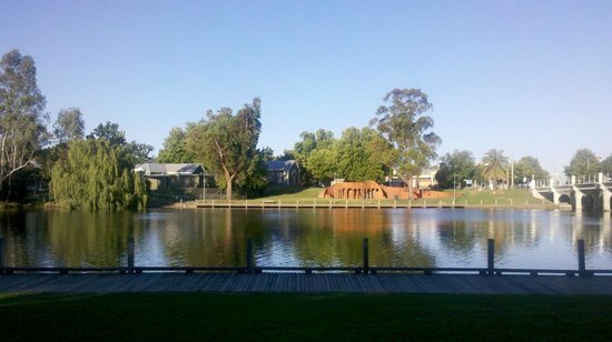 Lake Benalla Walking Track