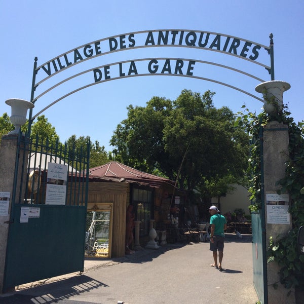 Le Village des Antiquaires de la Gare