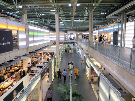 seemaxx Outlet Center