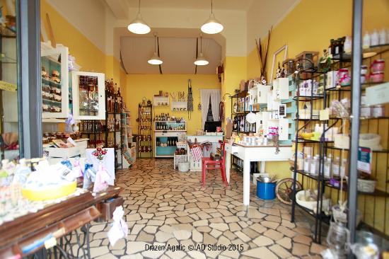Kredenca Gift Shop