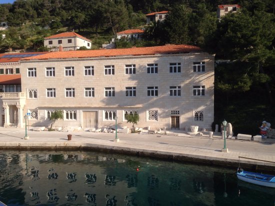 Pucica Stonemasonry School