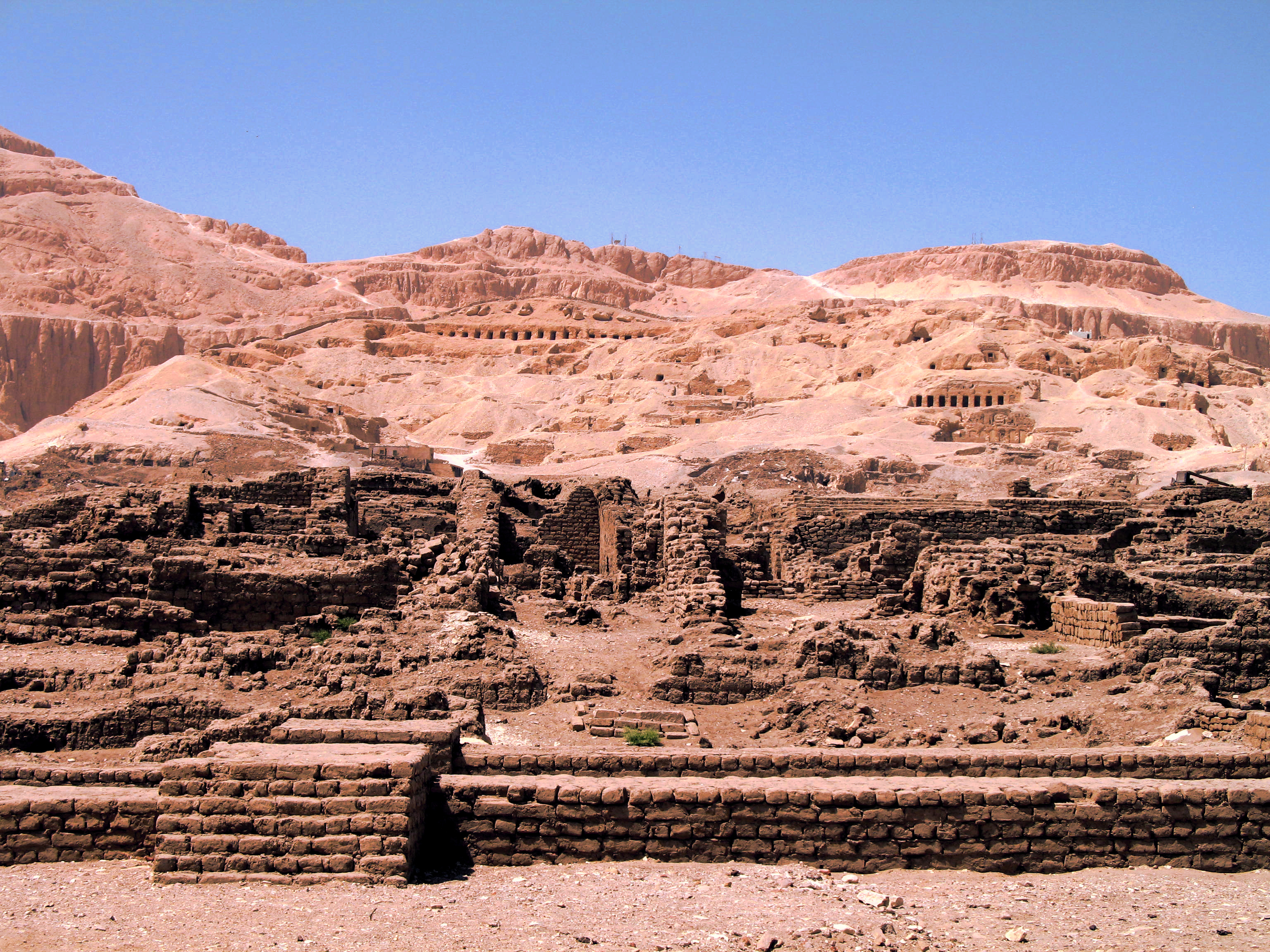 Valley of the Queens