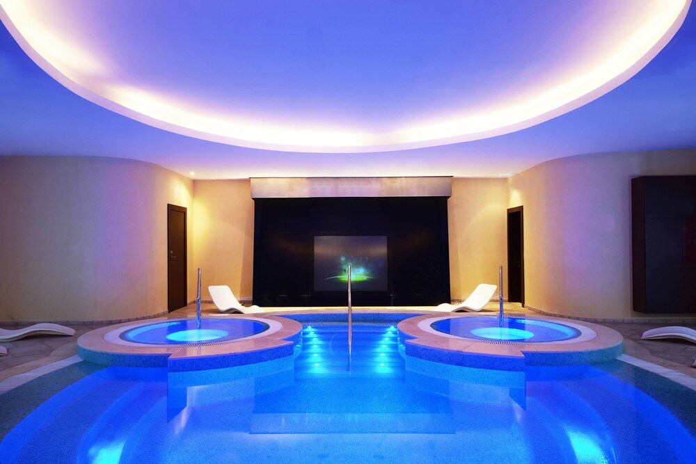 Explore Spa by Le Meridien