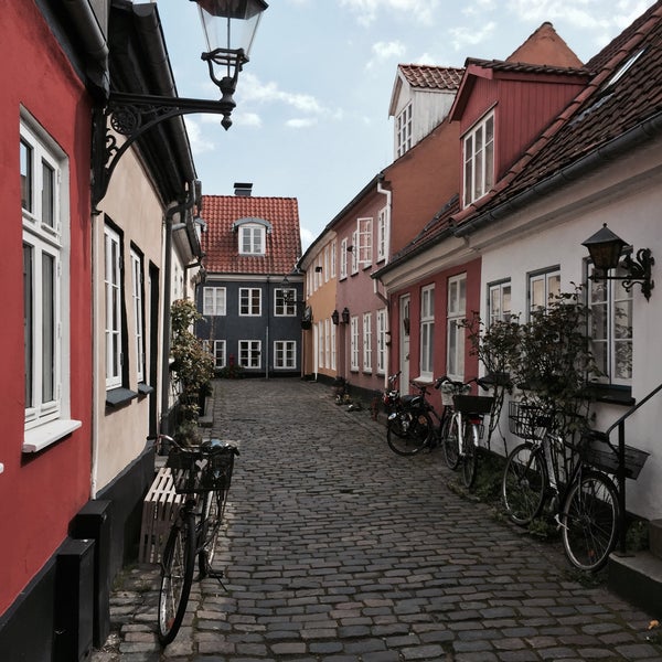 Hjelmerstald