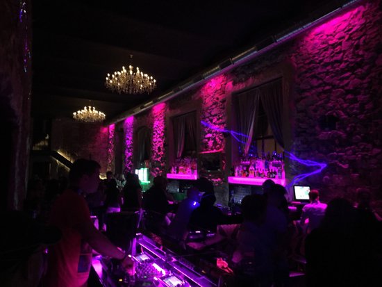City Lounge Music Club & Bar
