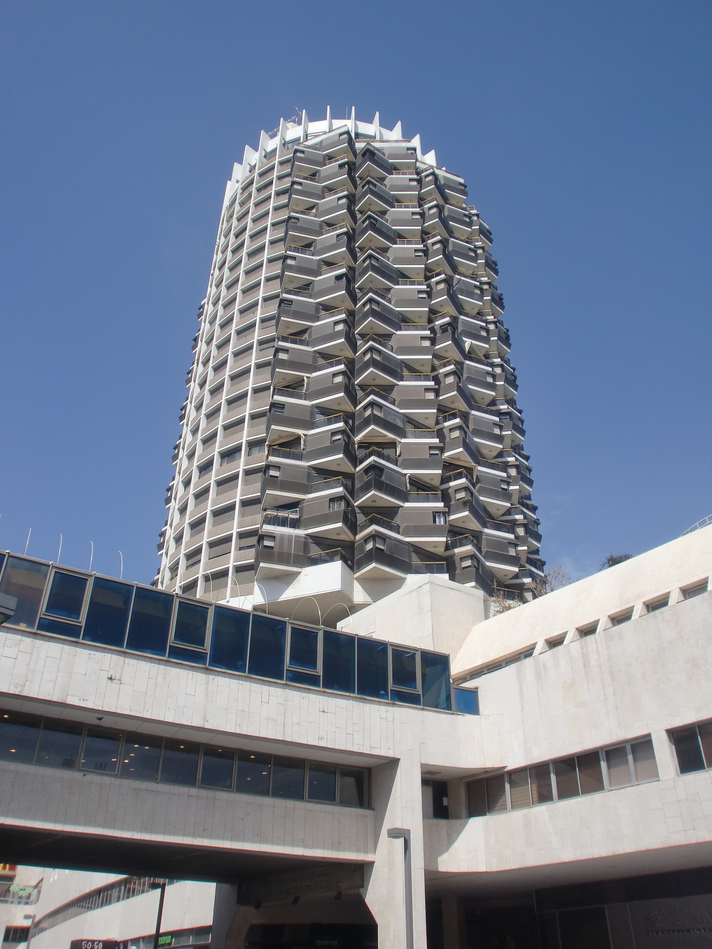 Dizengoff Center