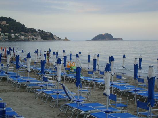 Il CHIOSCO- Bagni Manin Alassio