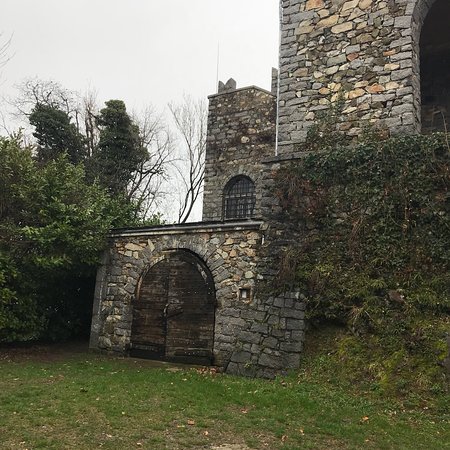Castello dei Fieschi di Zumaglia