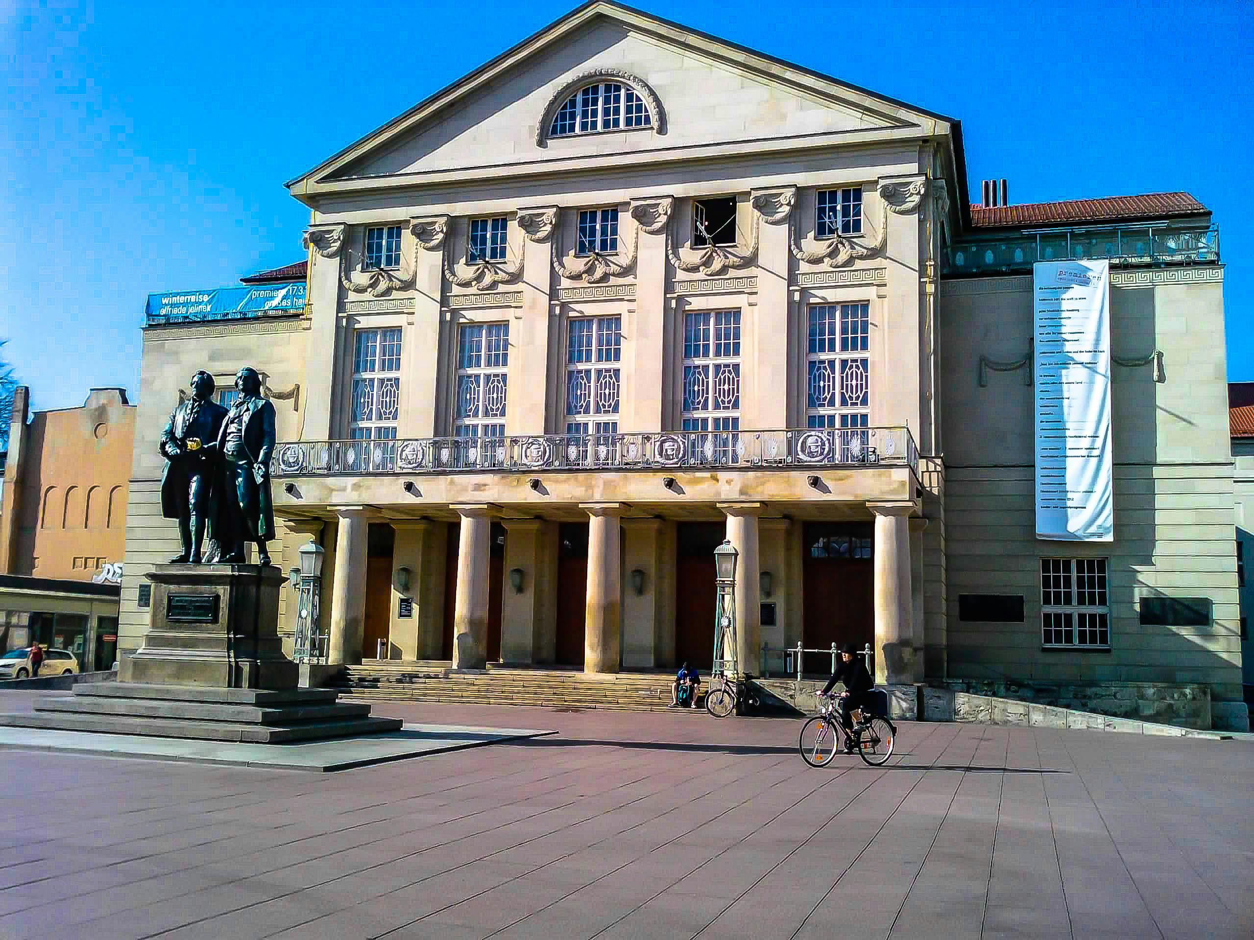Theaterplatz