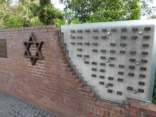 Synagogenplatz