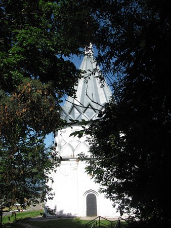 Kosmodemyanskaya Church
