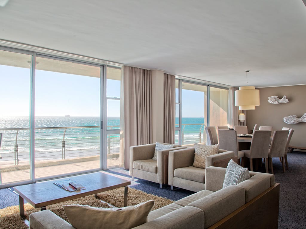 Camelot Spa Lagoon Beach Hotel