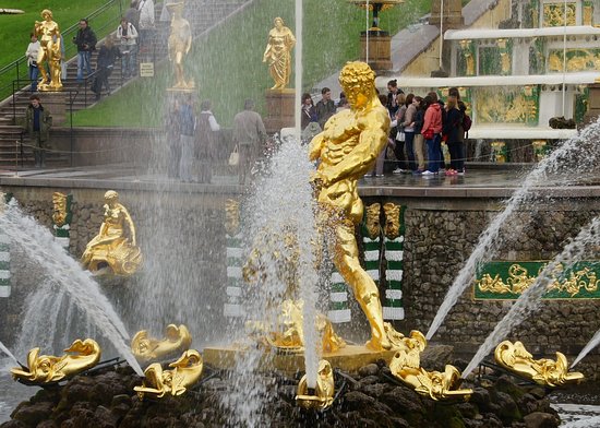 Fountain Samson, Tearing the Lion's Jaws