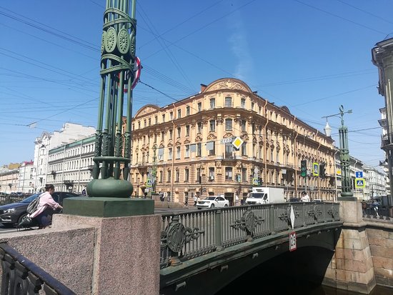 Voznesenskiy Bridge