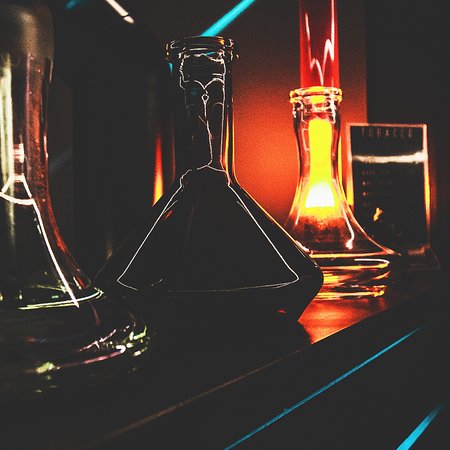 Noir Hookah & Tea