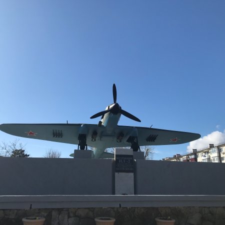 Monument the Plane IL-2