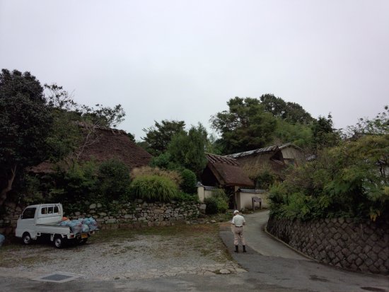 Uchida Family Residence