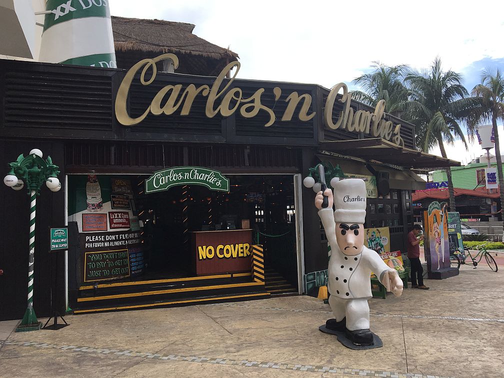 Carlos'n Charlie's