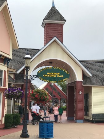 Del Sol - Color-Change - Mackinaw Crossings