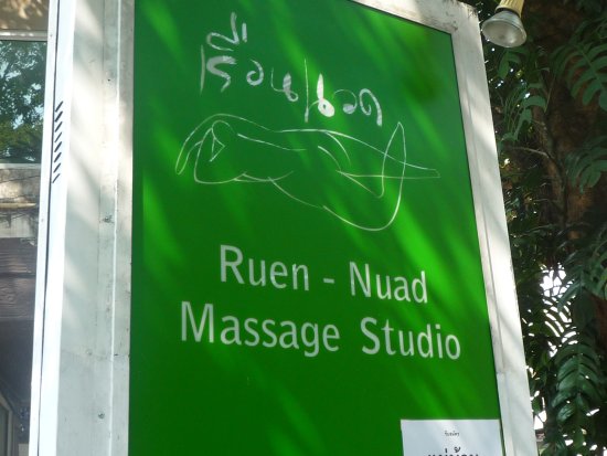 Ruen-Nuad Massage Studio