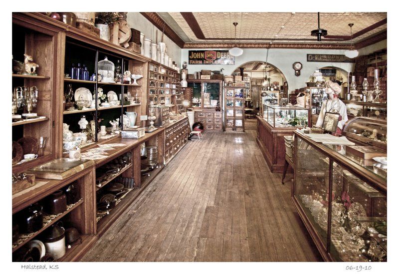 Agora Paardevlei Vintage Store