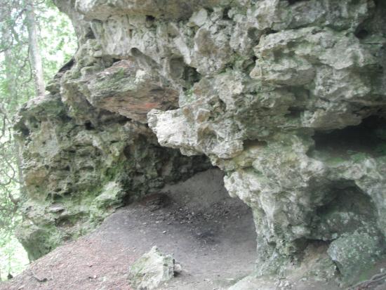 Eagle Point Cave