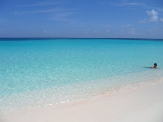 Rendezvous Bay Beach