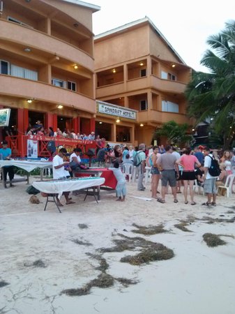 Wahoo's Lounge