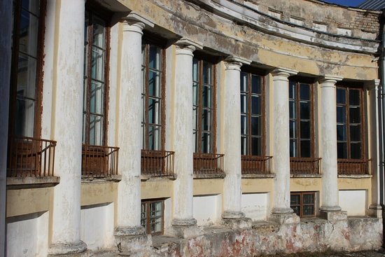 Volovich Palace & Park Ensemble